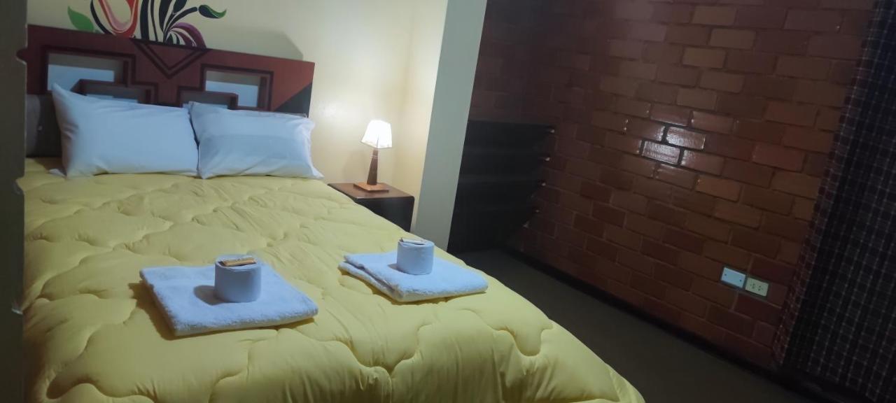 Mirador Backpackers B&B Уарас Екстер'єр фото