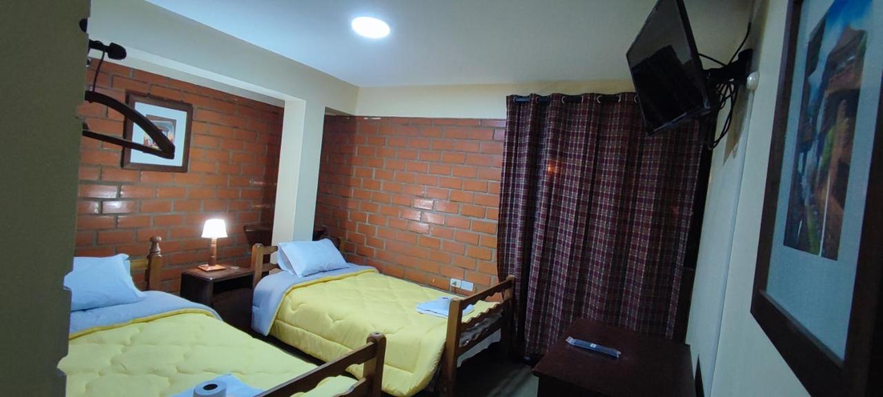 Mirador Backpackers B&B Уарас Екстер'єр фото