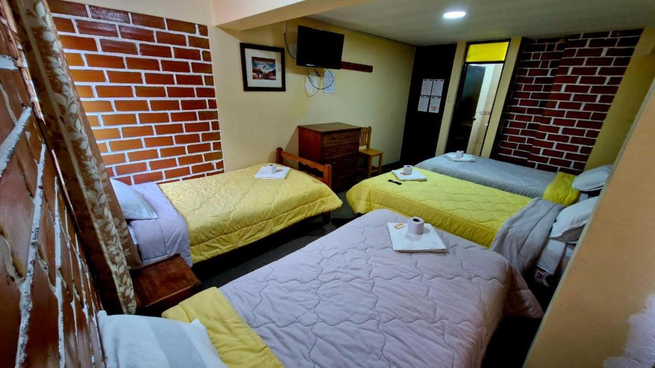 Mirador Backpackers B&B Уарас Екстер'єр фото