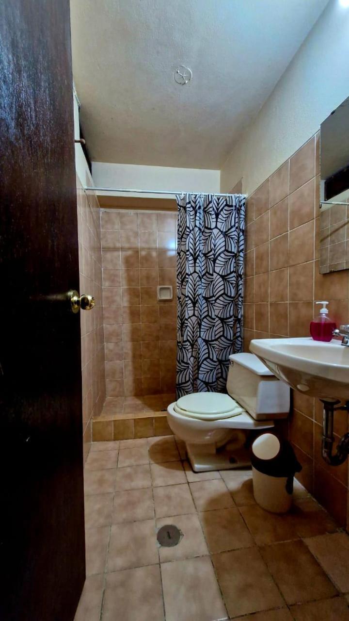 Mirador Backpackers B&B Уарас Екстер'єр фото